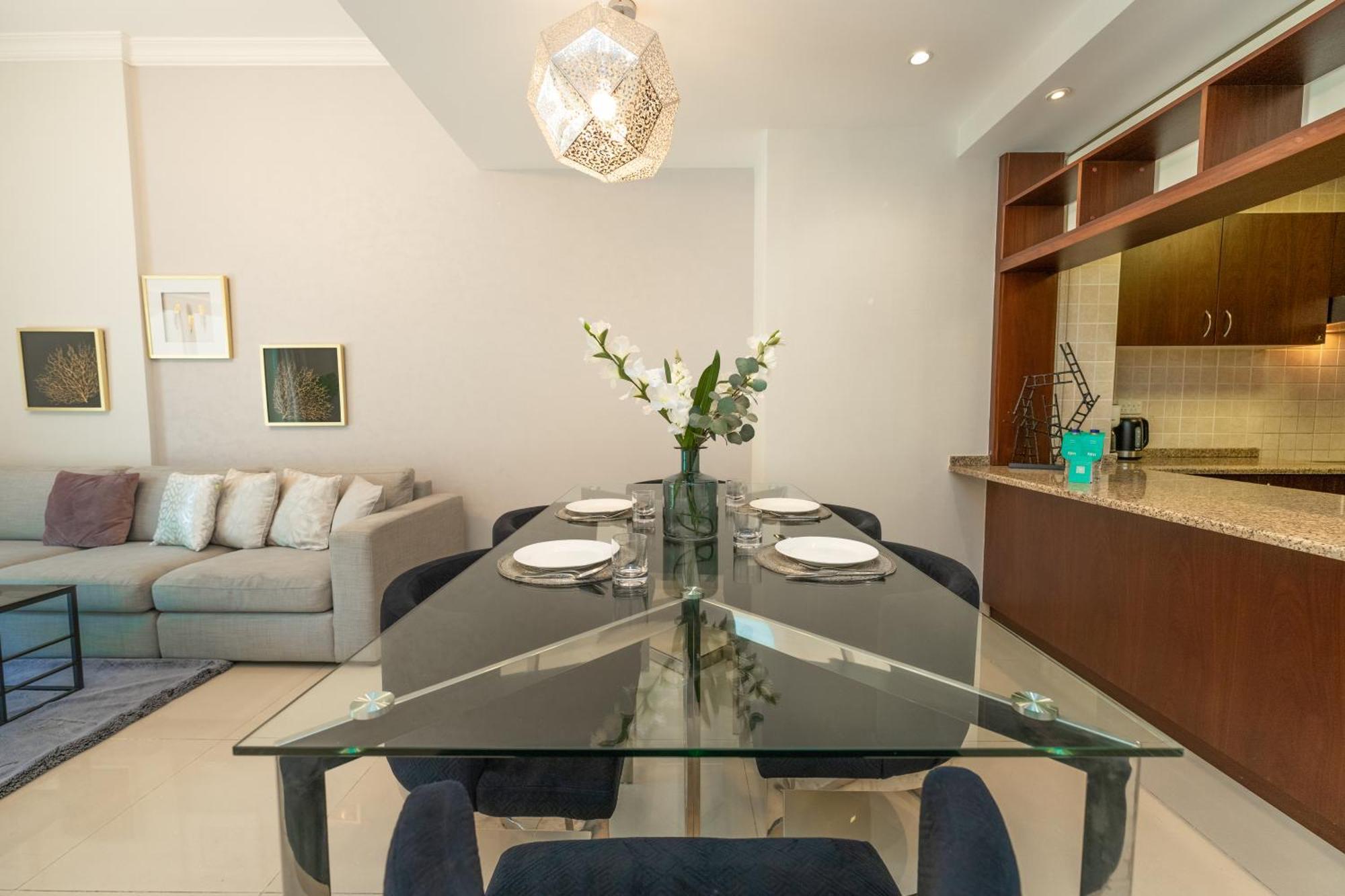 Appartement Fam Living - Private Beach Escapes In Palm Jumeirah à Dubaï Extérieur photo